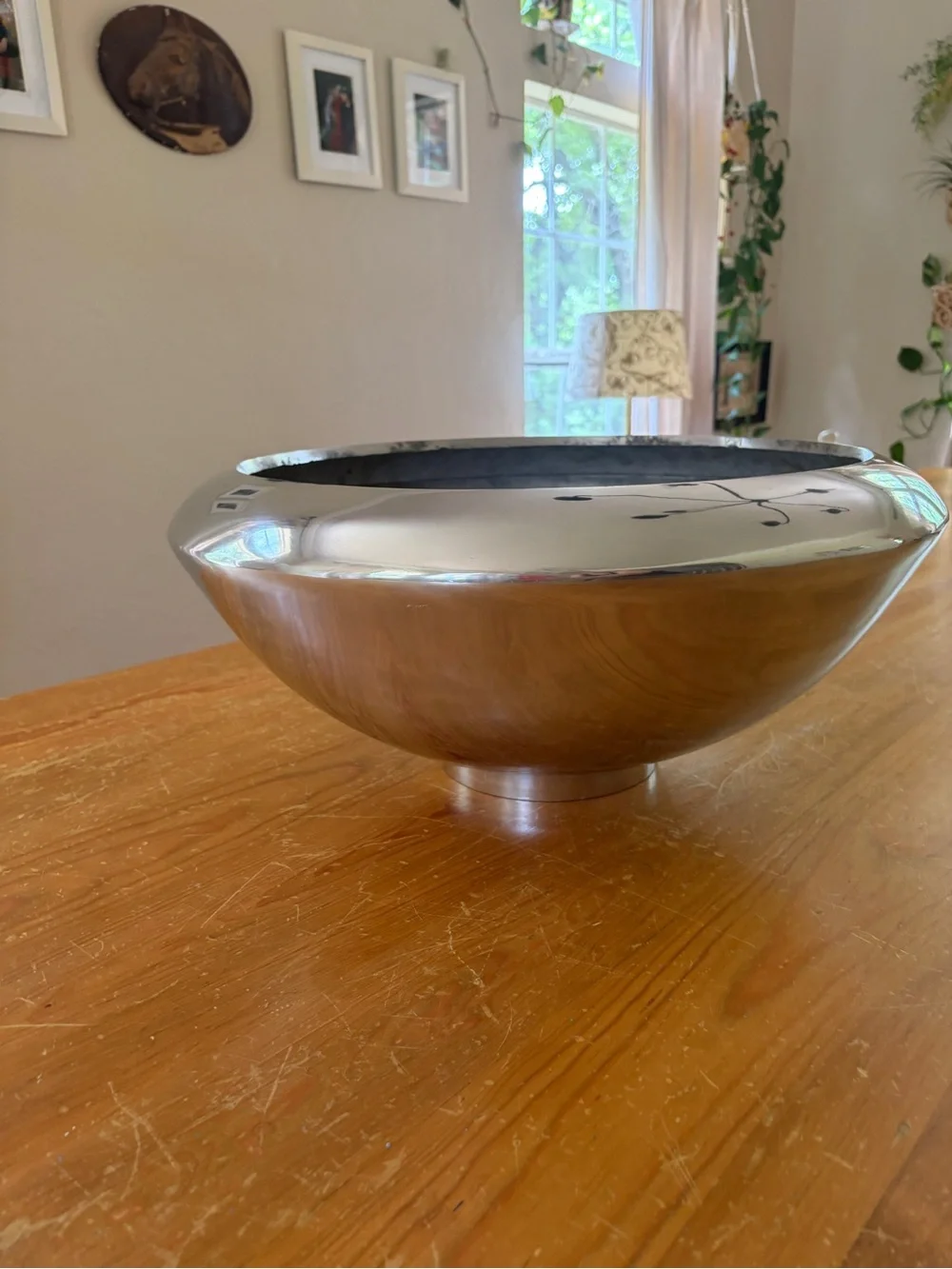 Great condition large silver metal  low bowl Avenue planter by Accent Design.